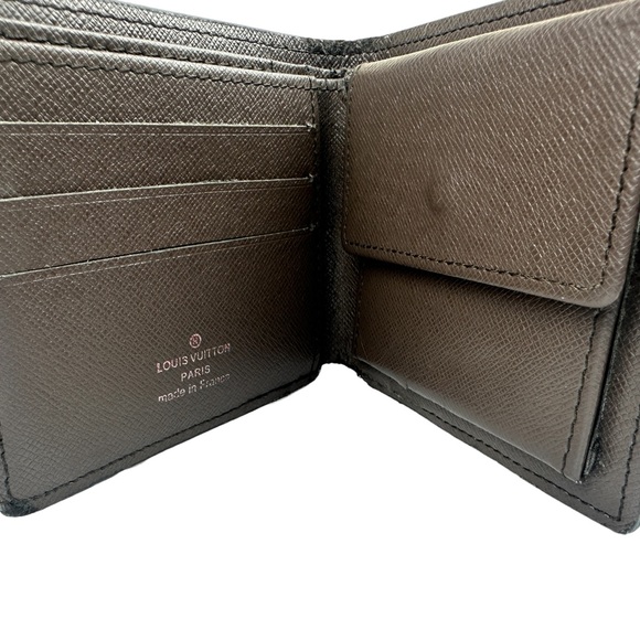 Authentic Louis Vuitton Damier Marco Wallet - Picture 5 of 7